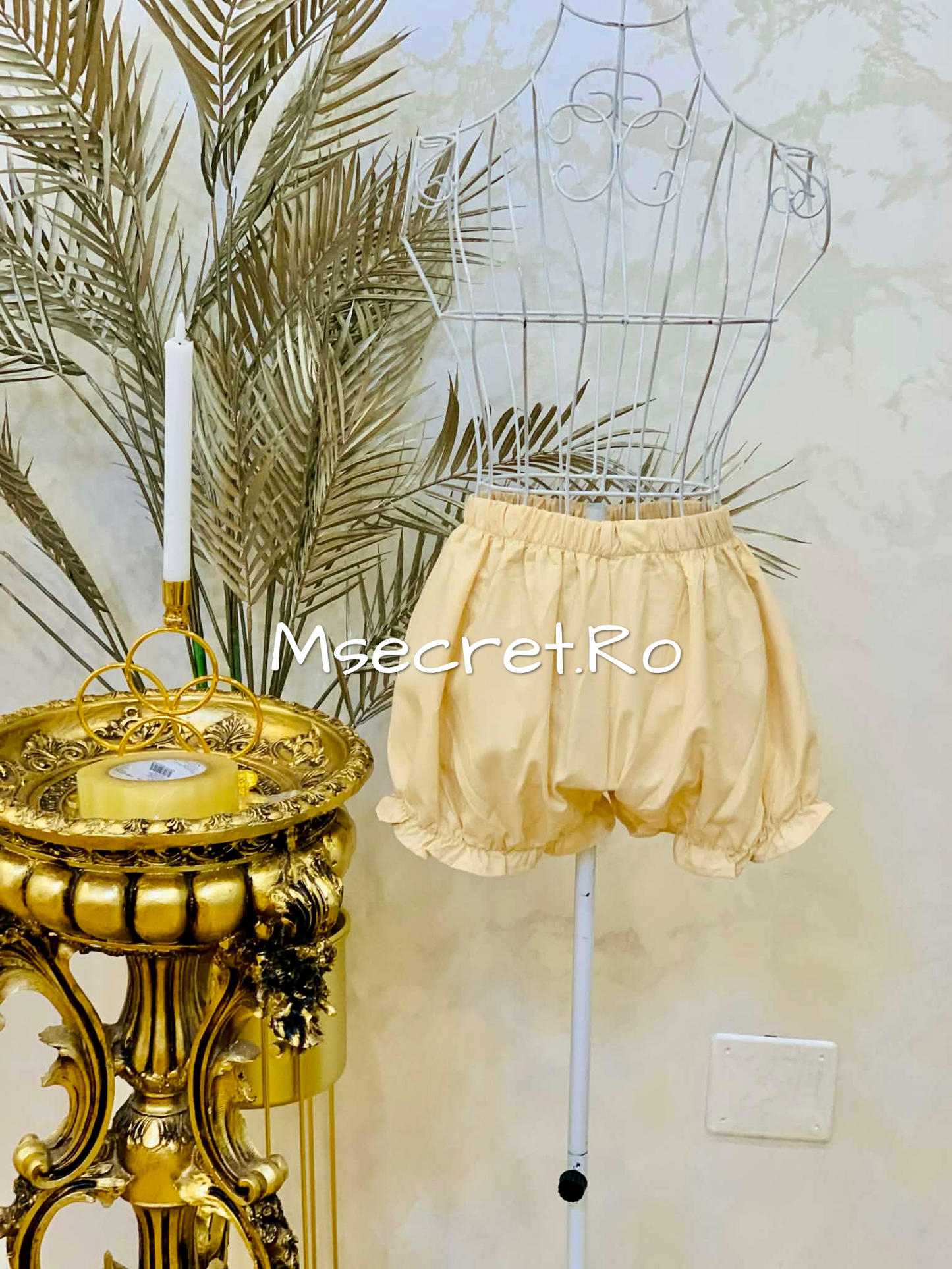 Rochie bej cu dantela