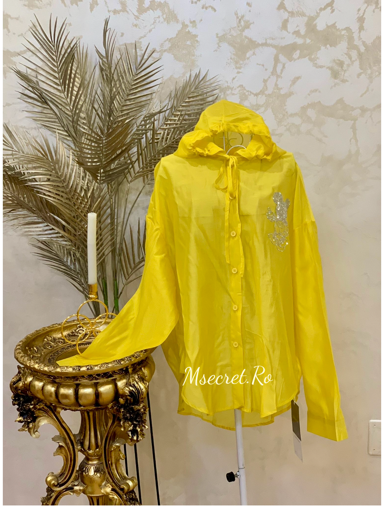 Camasa galbena cu gluga si pietre