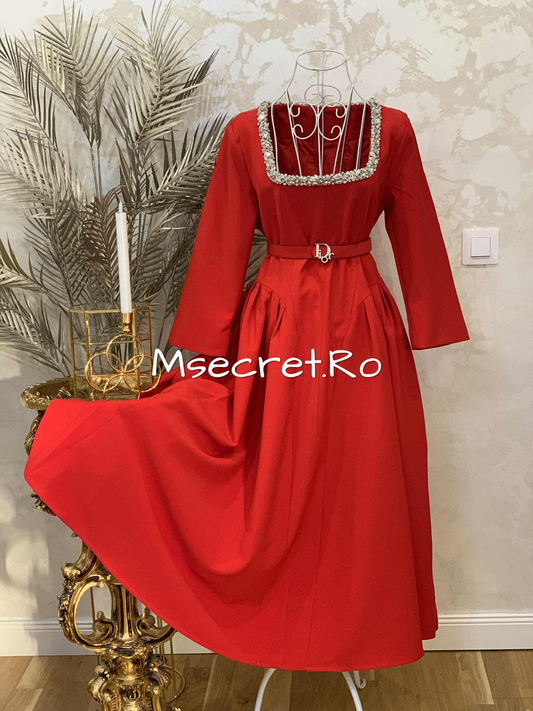 Rochie rosie midi cu pietre