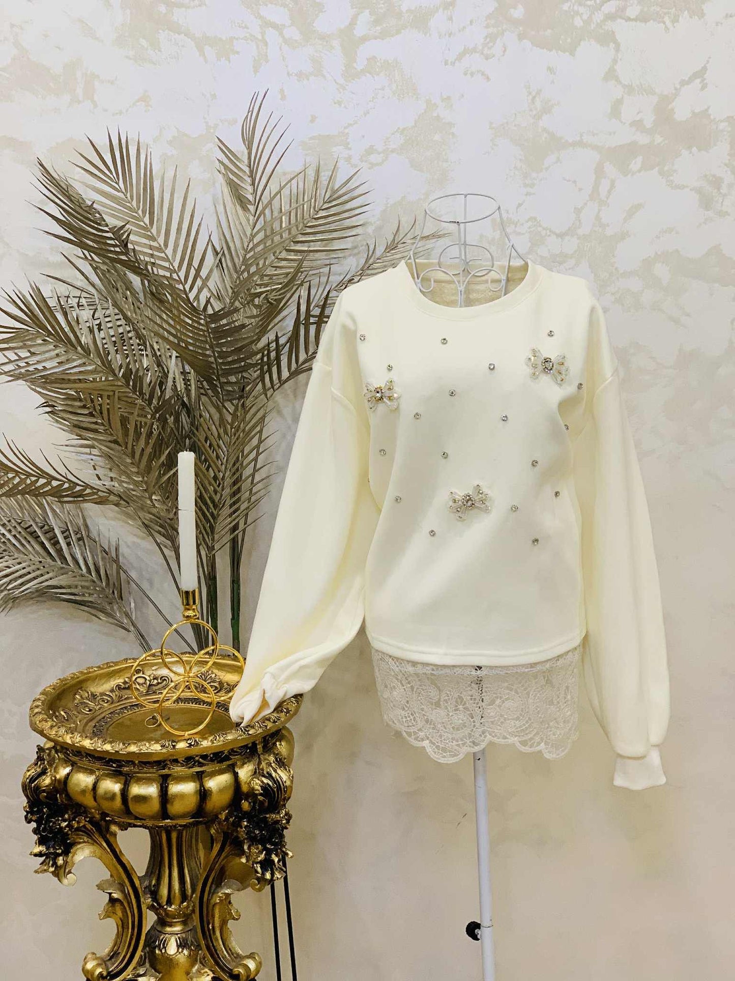 Bluza ivory cu pietre