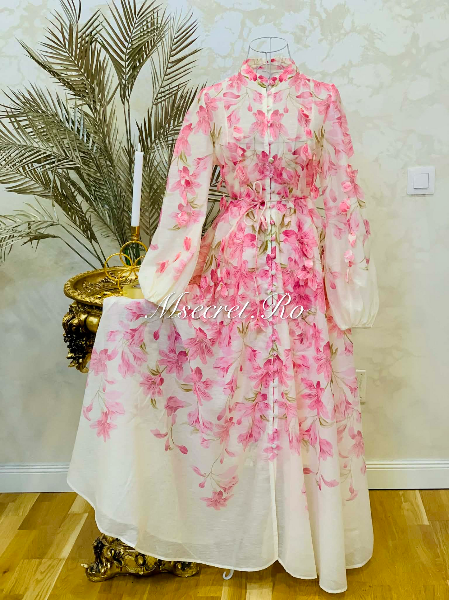 Pink long linen dress with floral print and 3D appliques