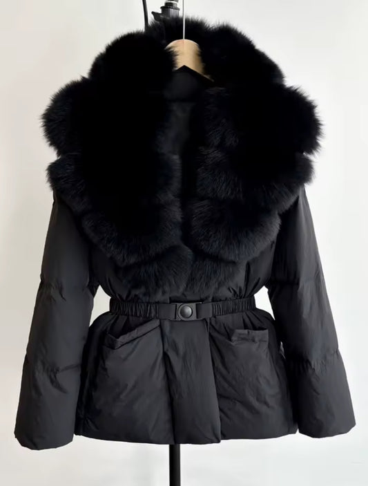 Geaca impermeabilă anti-vânt cu blana naturala