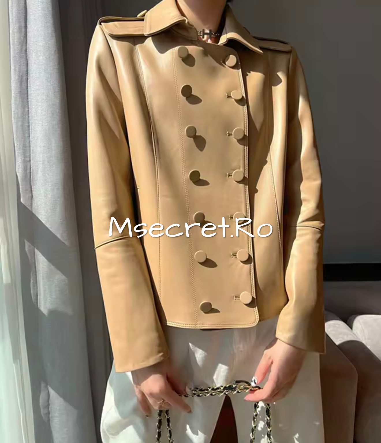 Geaca din piele naturala bej