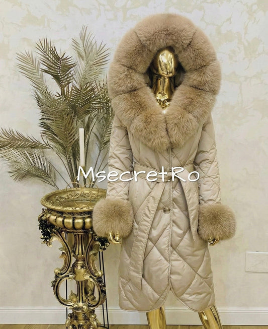 Geaca bej imperbeabila cu blana naturala
