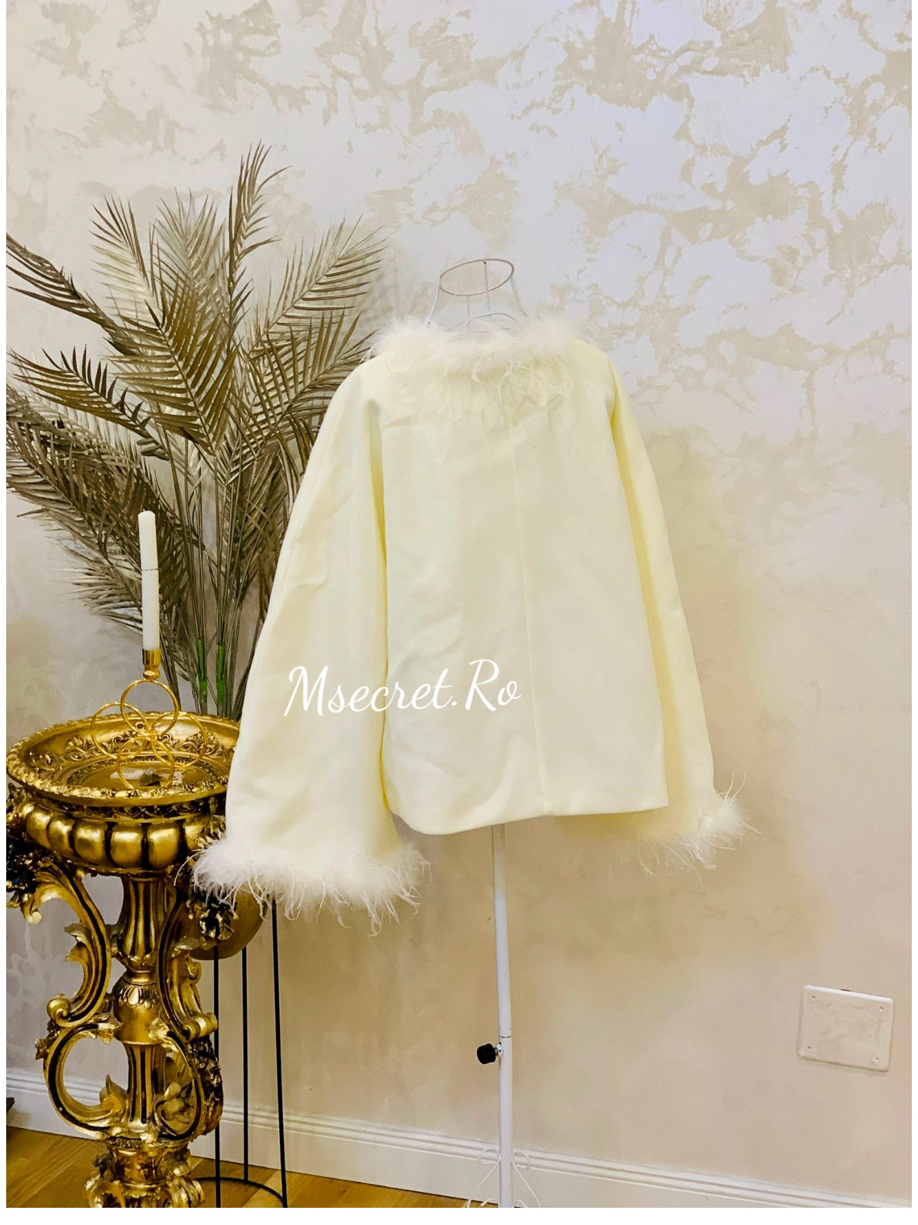 Haina ivory Melissa