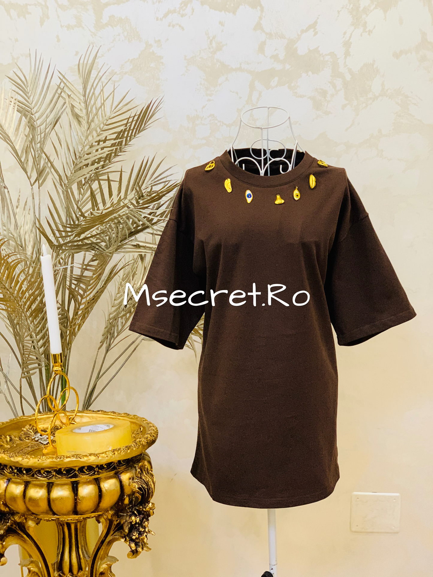 Tricou maro din bumbac cu detalii aurii