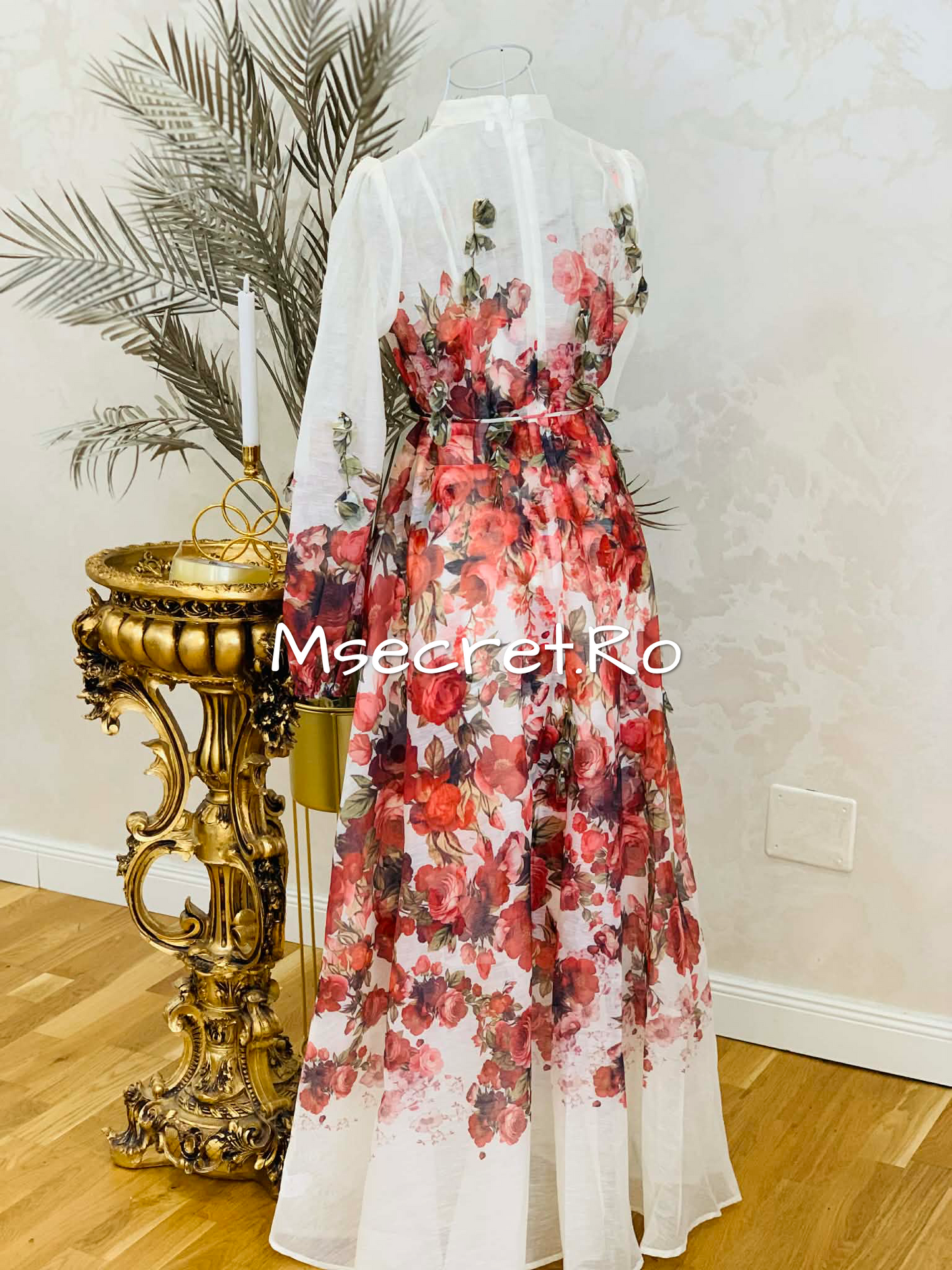 Rochie lungă din in cu imprimeu floral și aplicații 3D