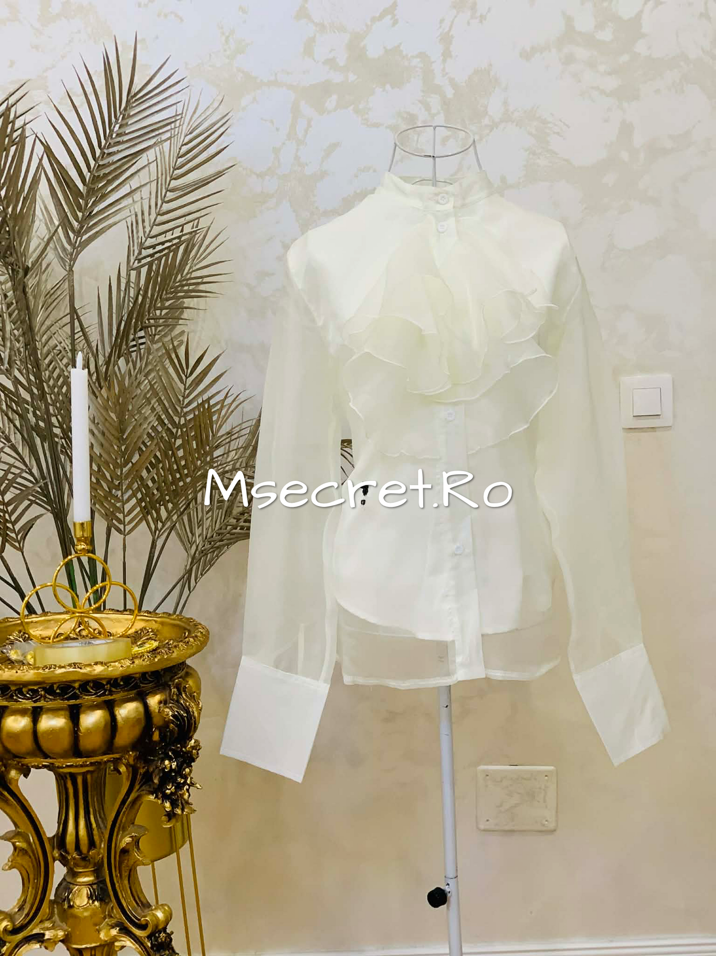 Compleu alb din organza cu bluza si fusta