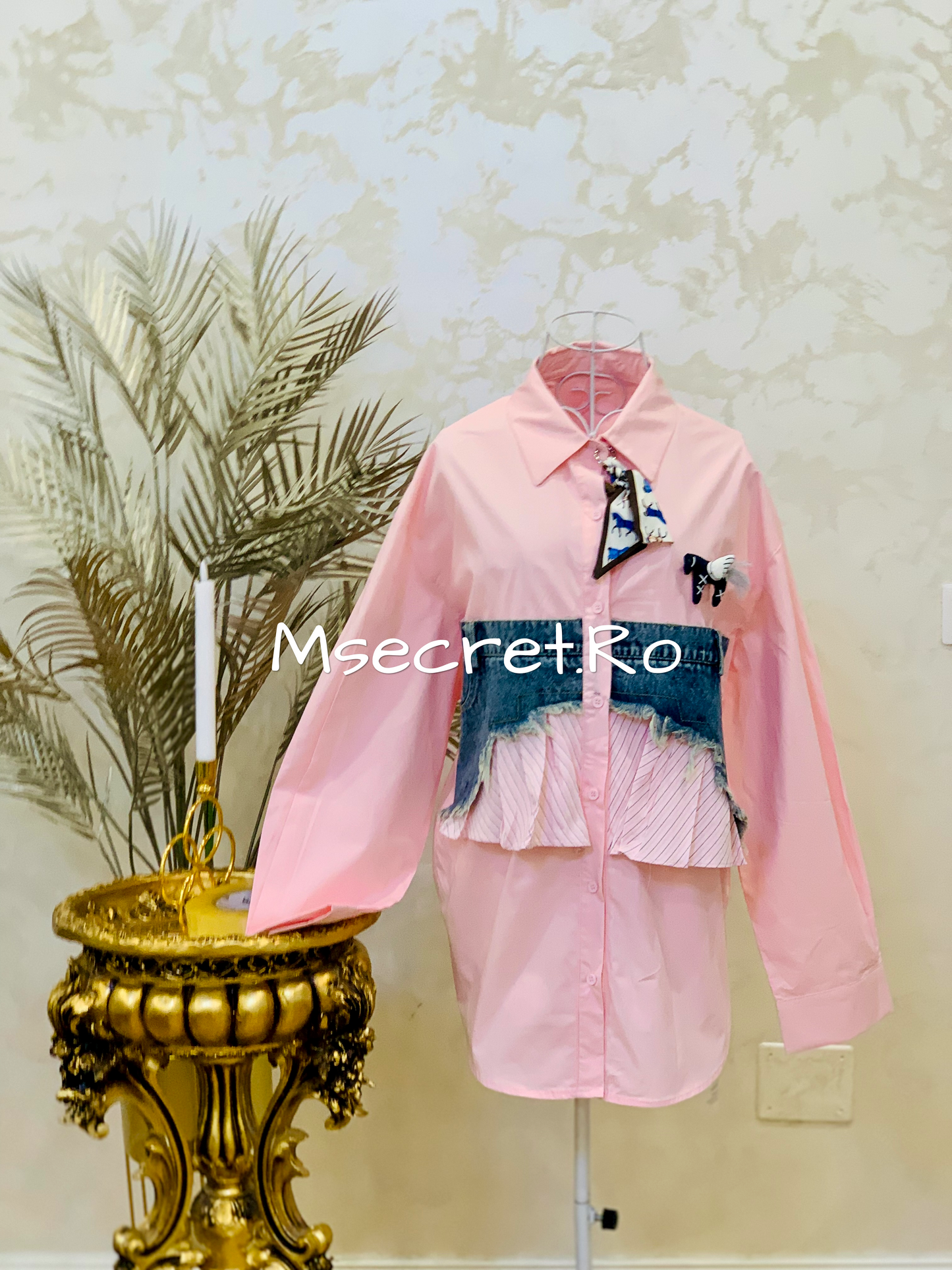Pink cotton shirt with denim