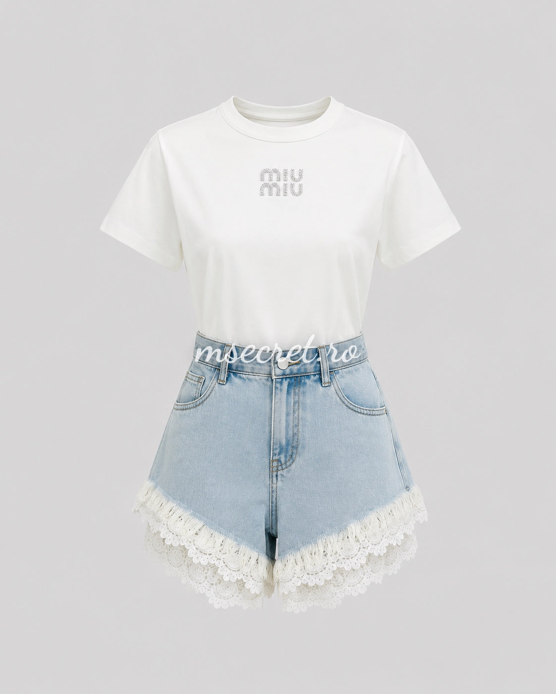 Blue denim shorts with white lace