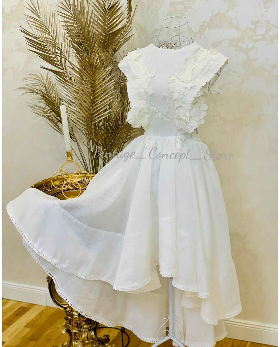Rochie alba din in cu aplicatii 3D Donna