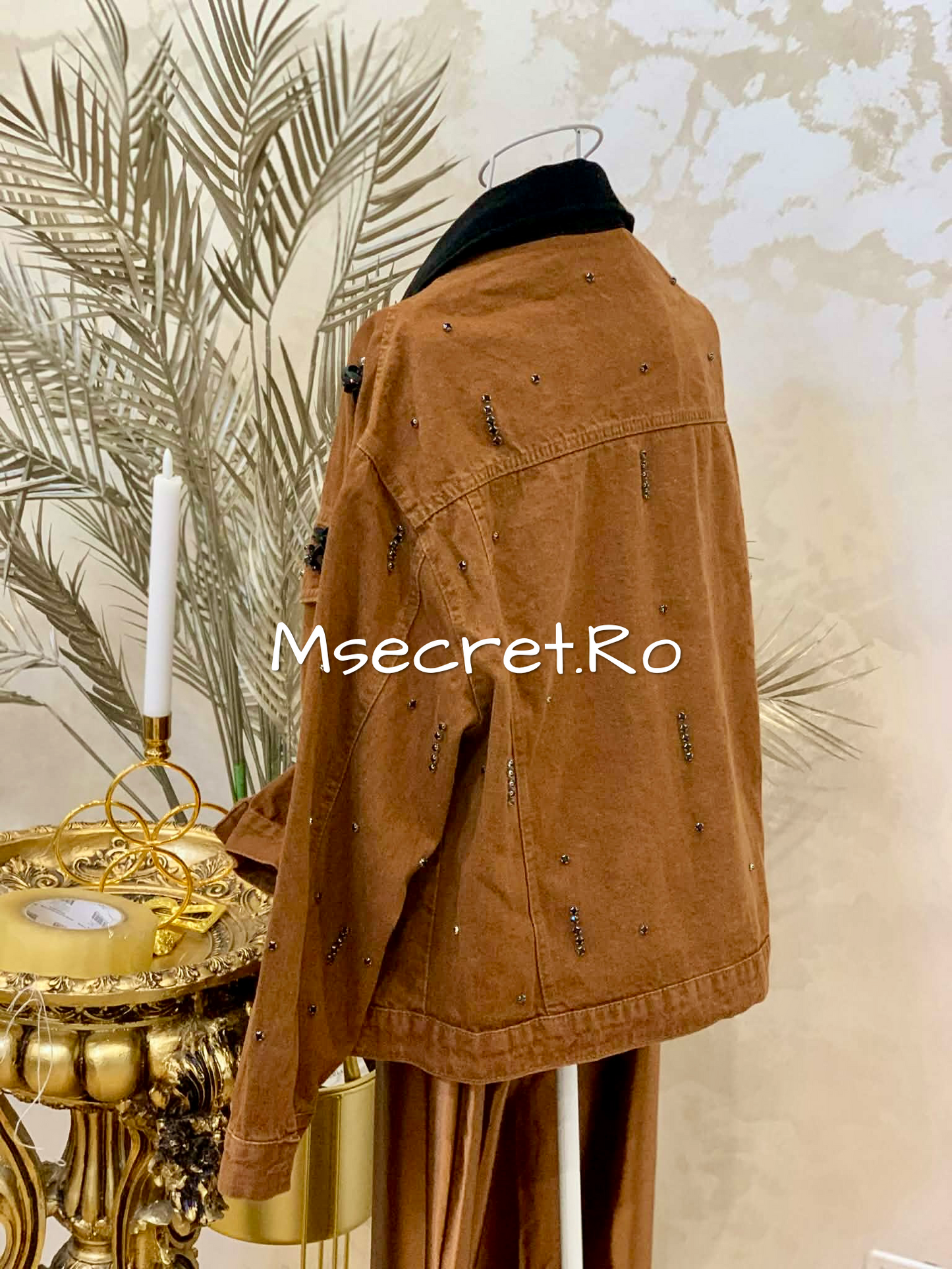 Brown denim jacket with 3D appliques