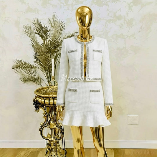 Compleu alb cu detalii argintii White Royal