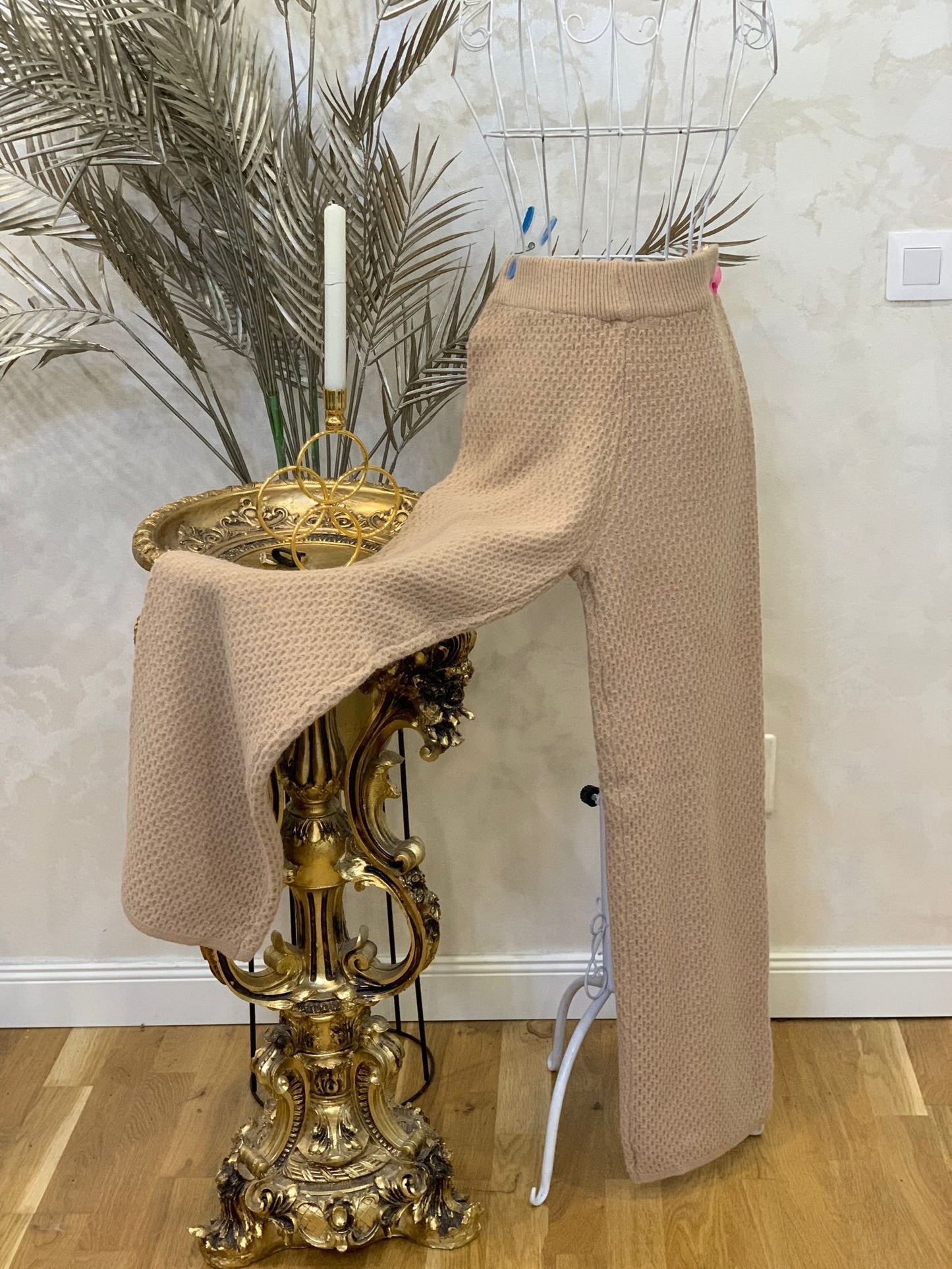 Compleu din lana cu cardigan si pantaloni lungi