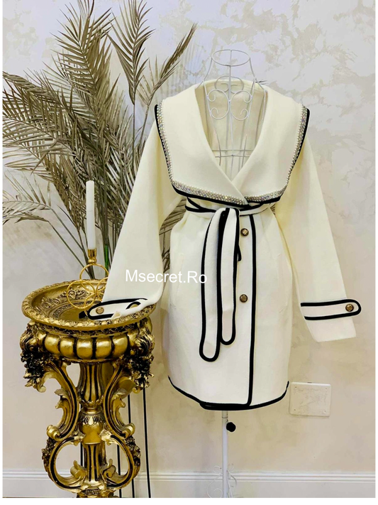 Palton crem din lana cu pietre