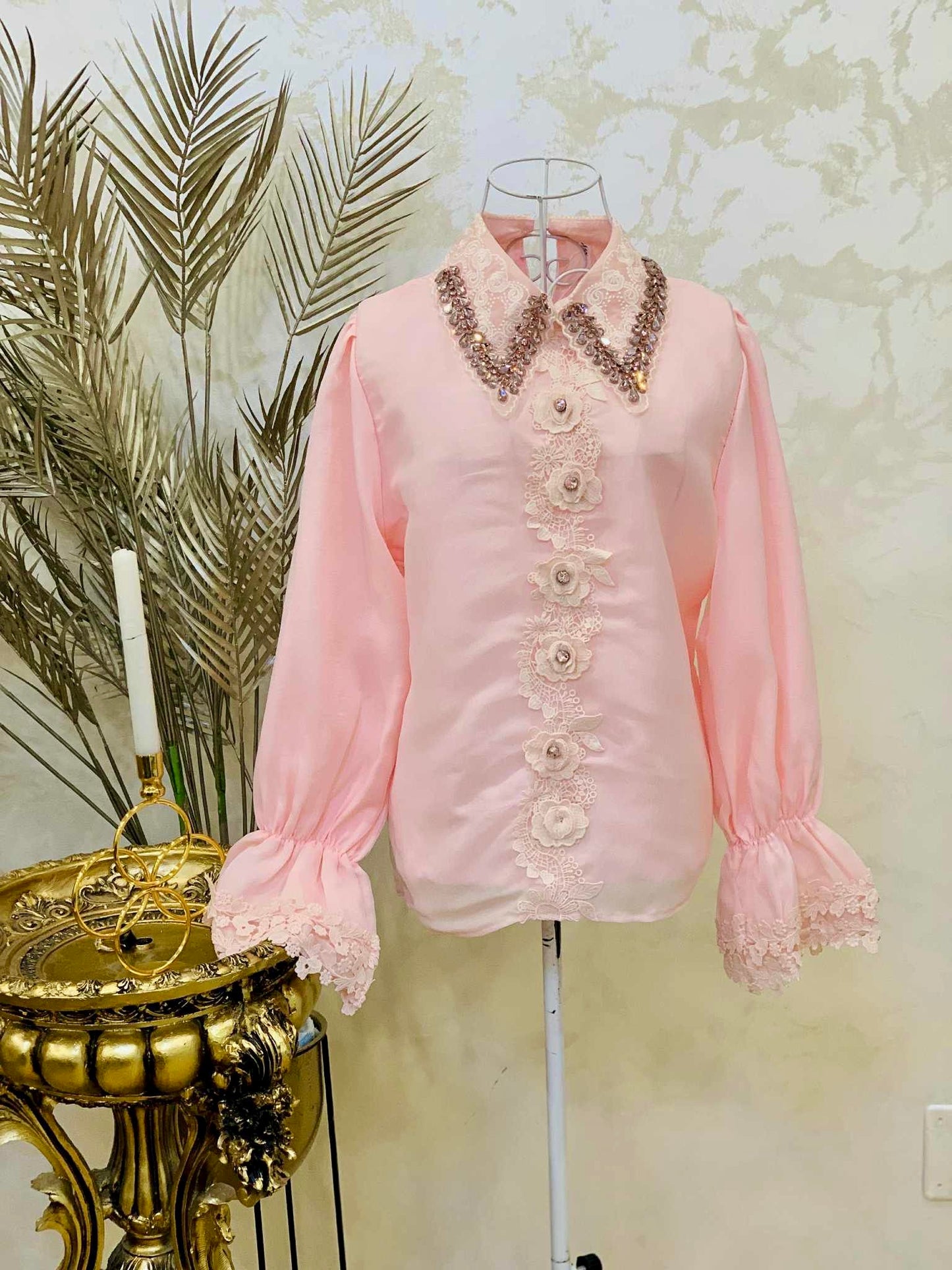 Camasa  roz cu pietre aplicate