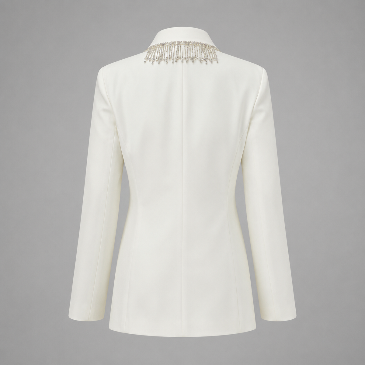 Sacou elegant alb cu franjuri strălucitori