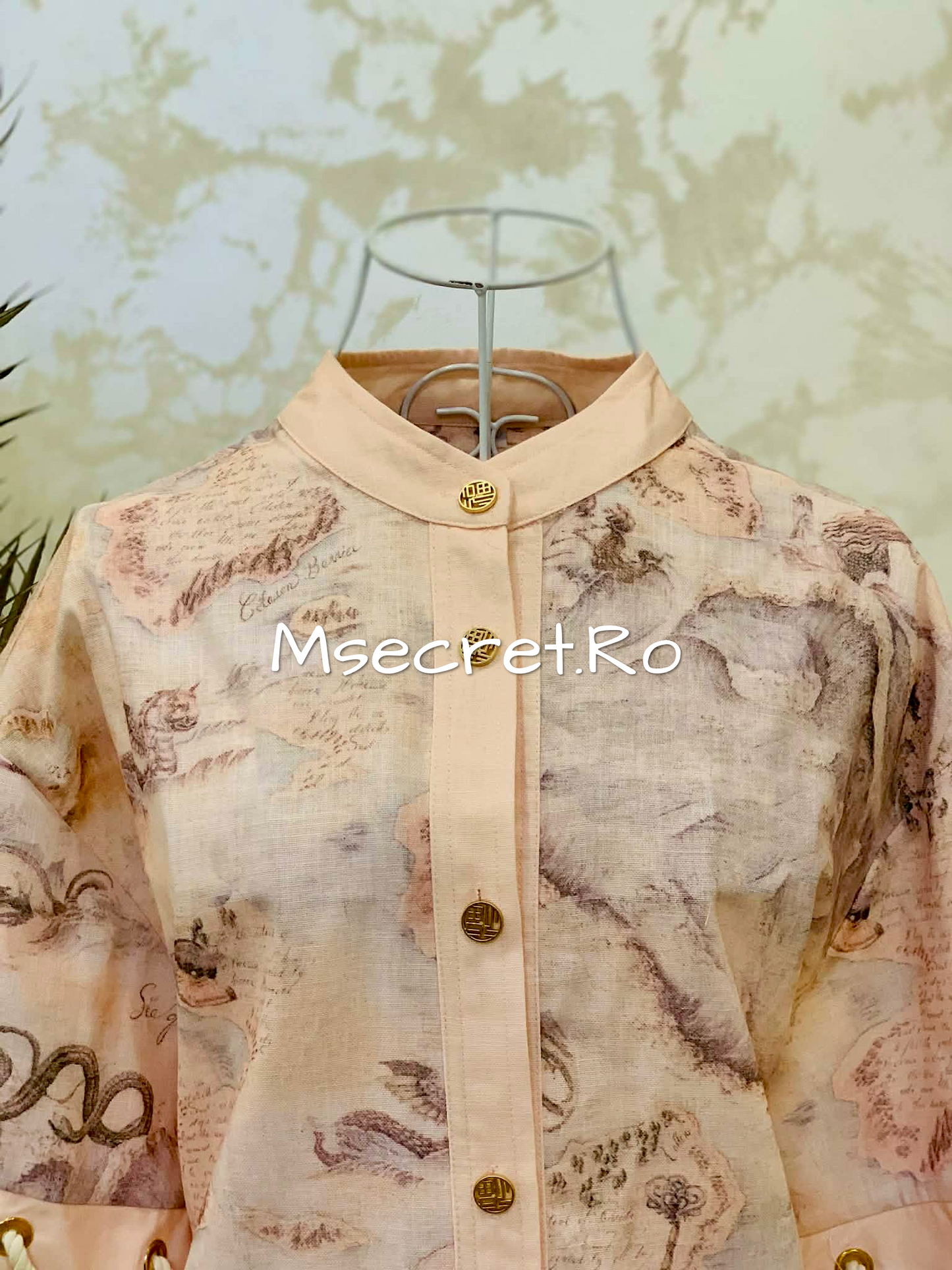 Powder pink linen set with an artistic print