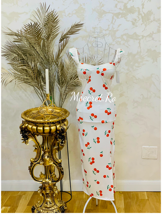 Rochie midi cu cirese si bretele