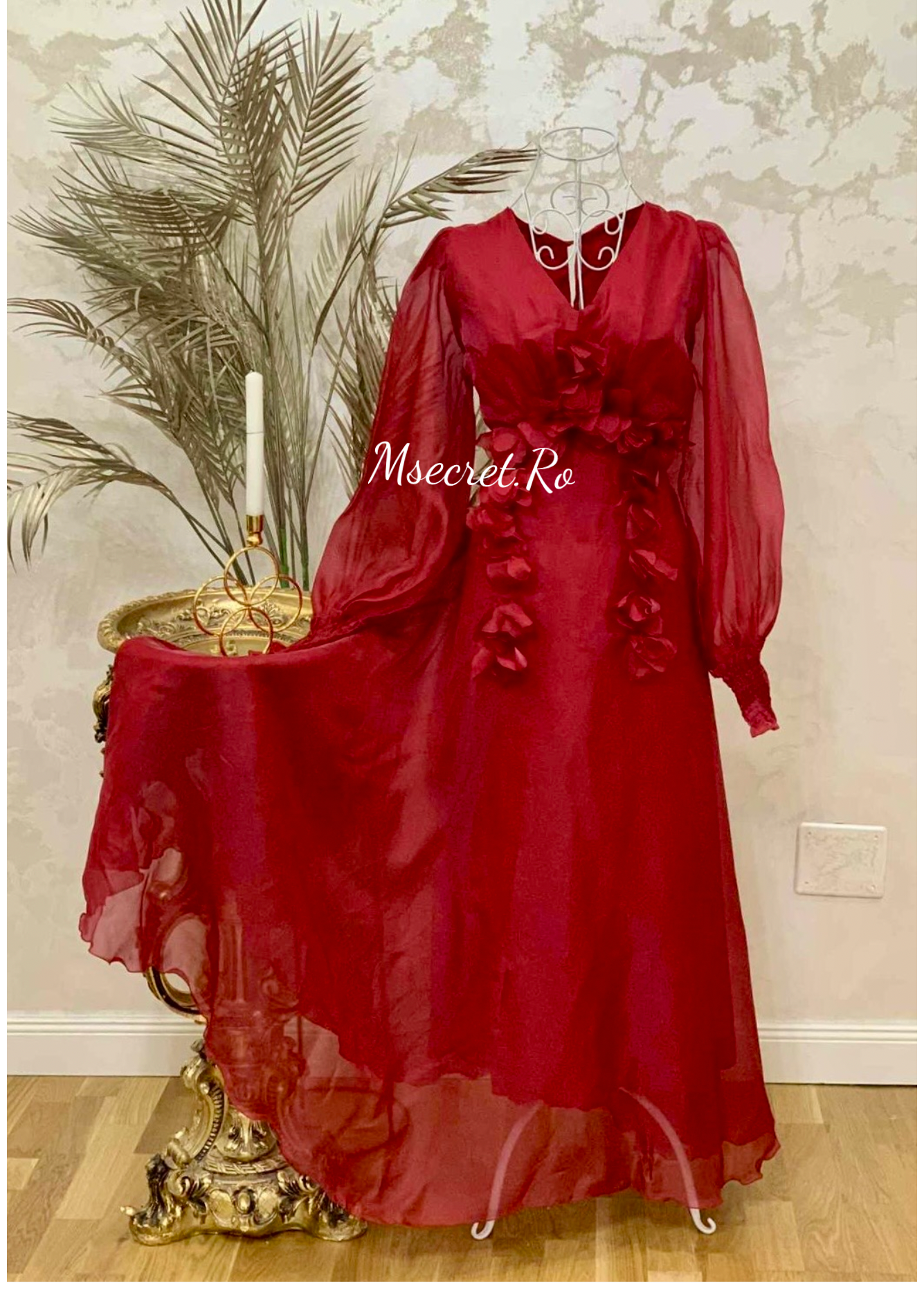Rochie rosie lunga din voal matasos cu aplicații florale
