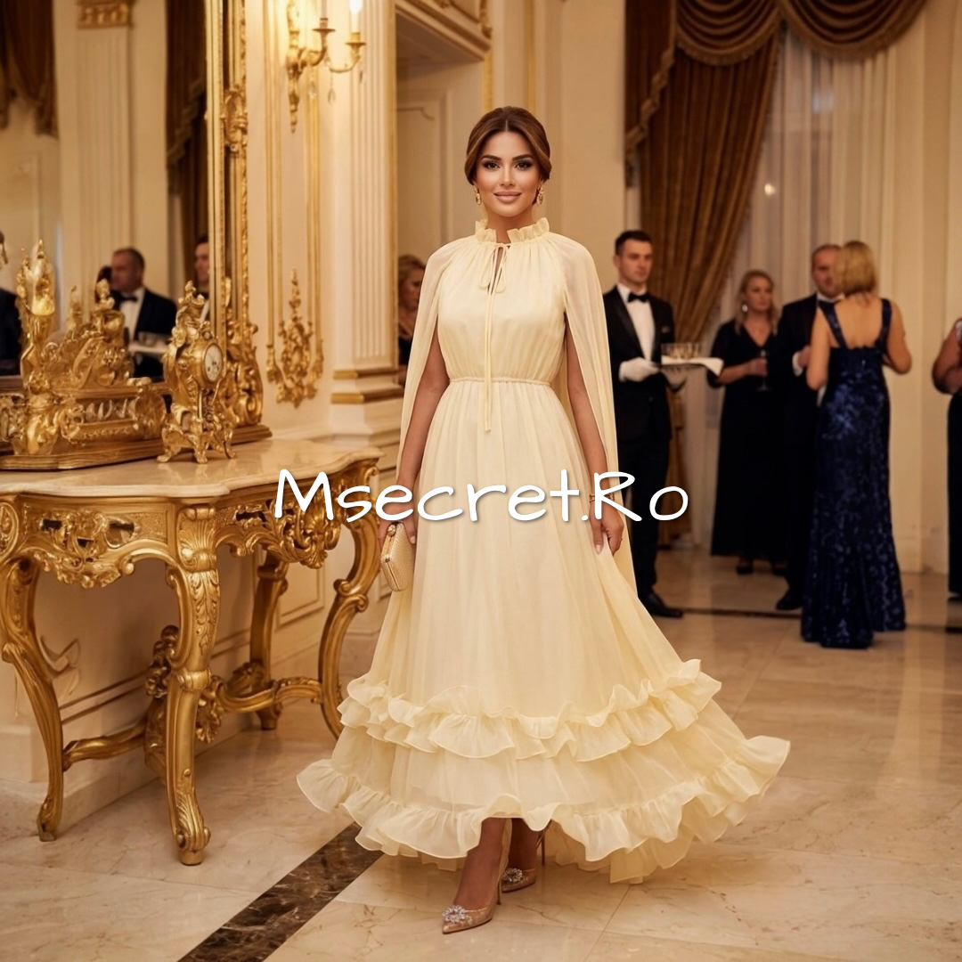 Rochie crem cu volane si maneci lungi