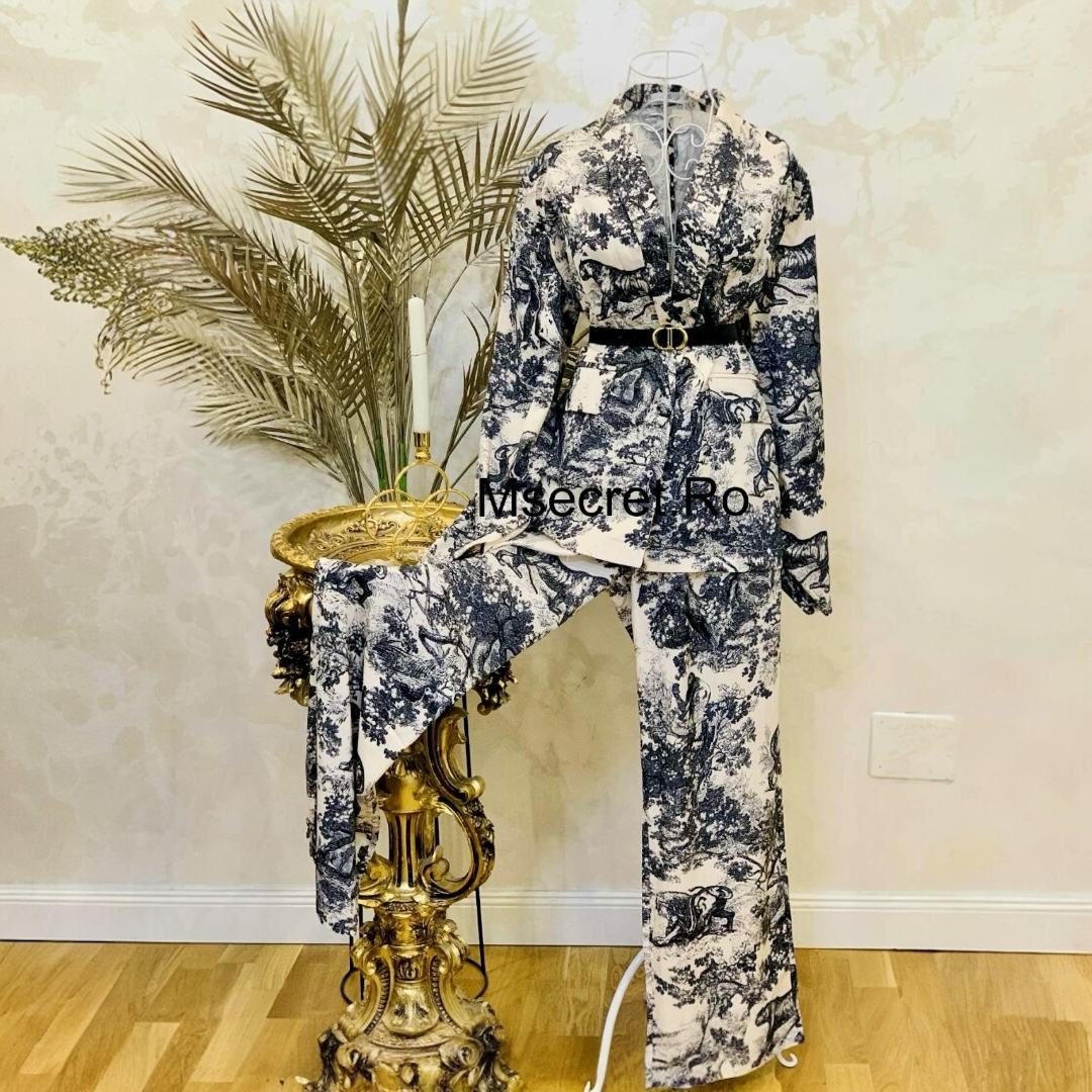 Compleu satinat cu pantaloni lungi