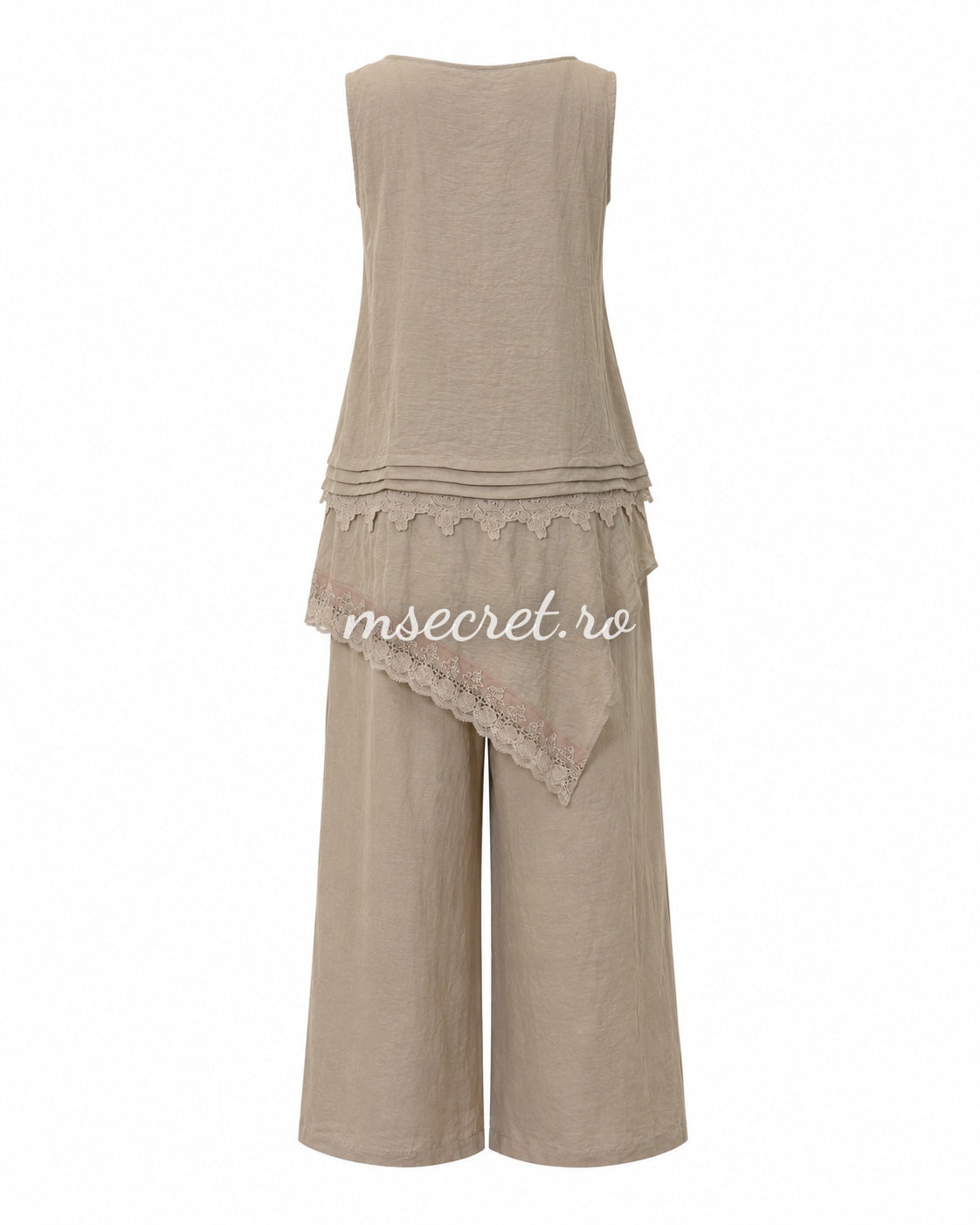 Beige set with crocheted lace vest and wide-leg pants