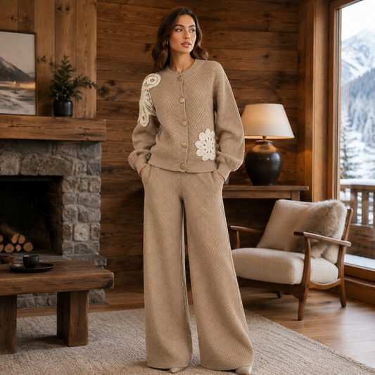 Compleu din lana cu cardigan si pantaloni lungi