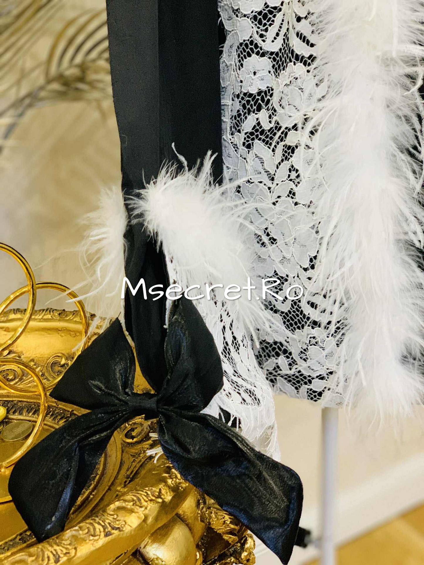 Black cotton shirt with feathers