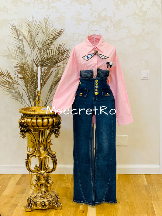 Blugi evazati cu modele aurii si talie inalta