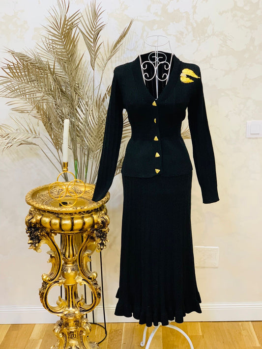 Compleu cu fusta lunga si pulover