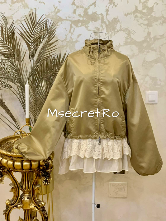 Beige ruffled jacket