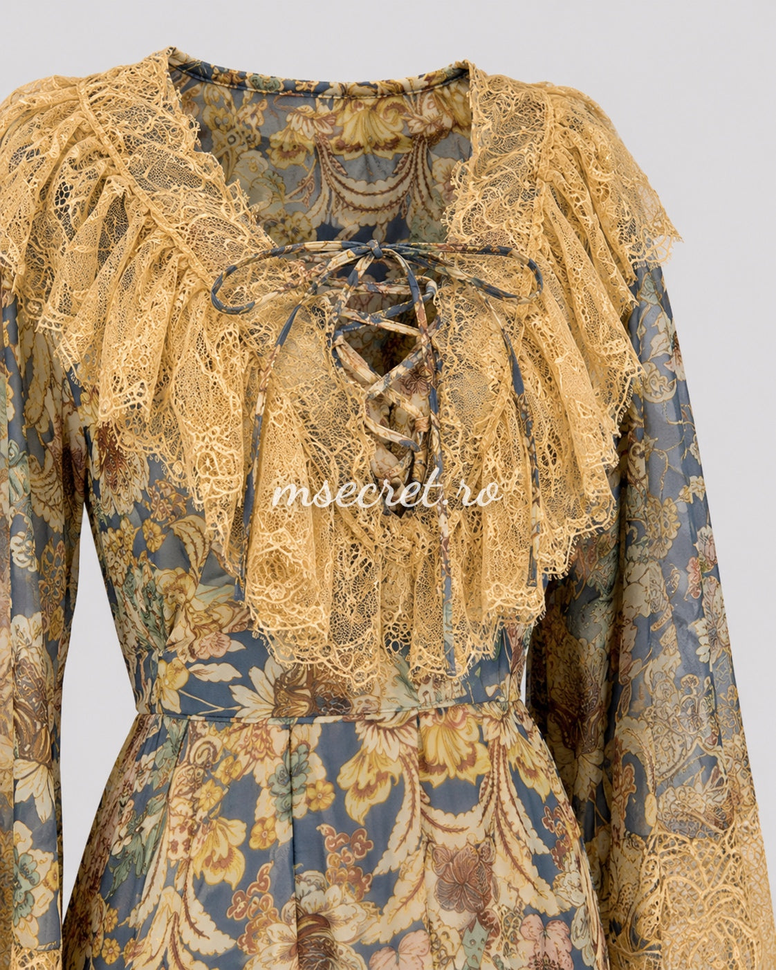 Elegant linen dress with floral print and premium lace inserts