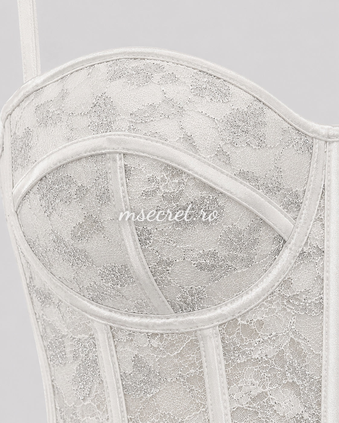Top corset alb cu bretele si sclipici argintiu