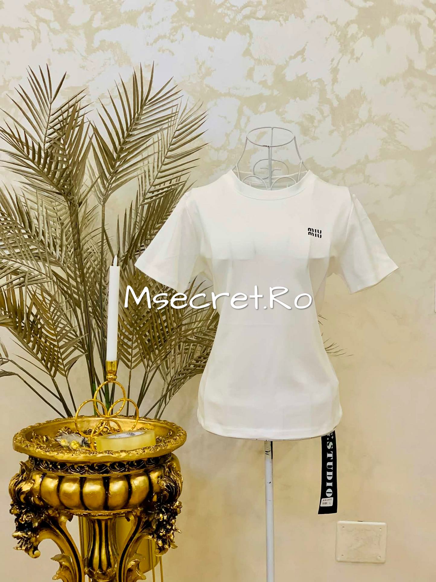 White cotton T-shirt
