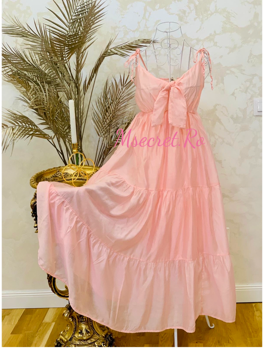 Rochie midi roz vaporoasa