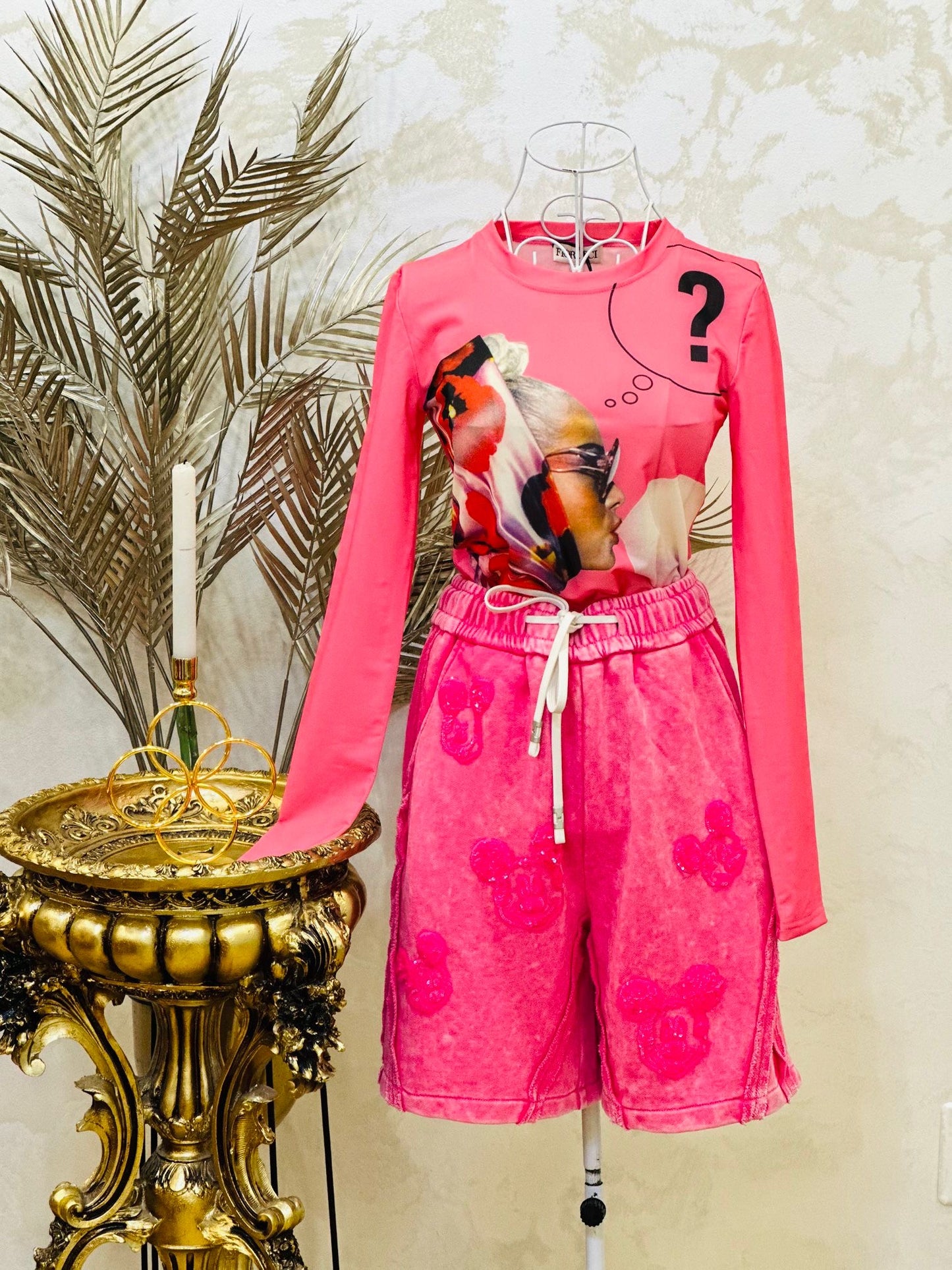 Bluza grafica roz