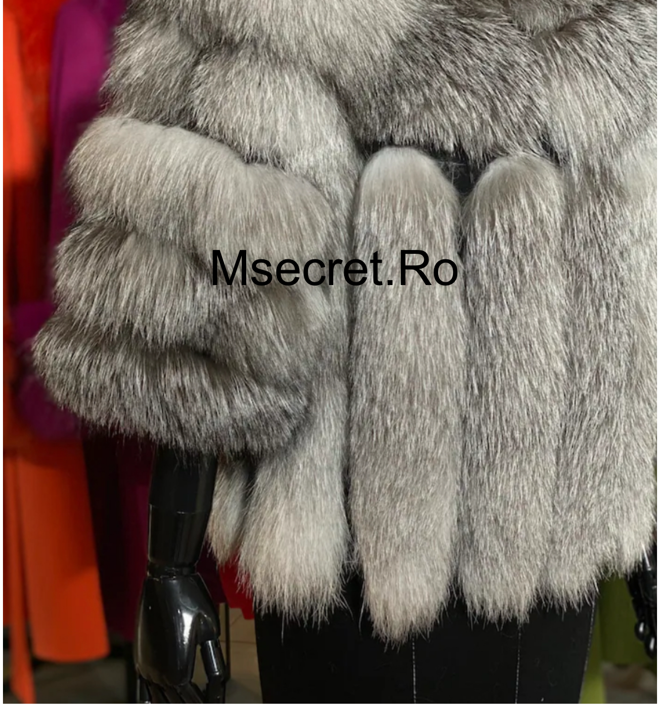 Haina de blana naturala de vulpe