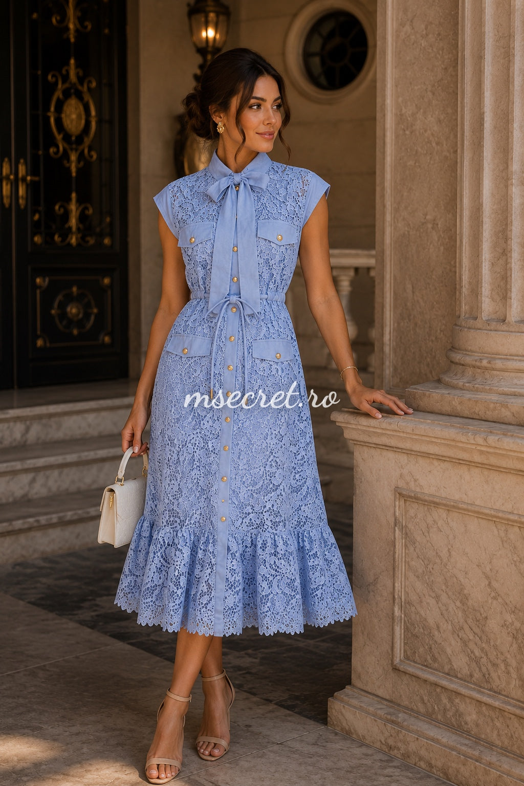 Rochie midi baby blue din dantela cu funda la gat