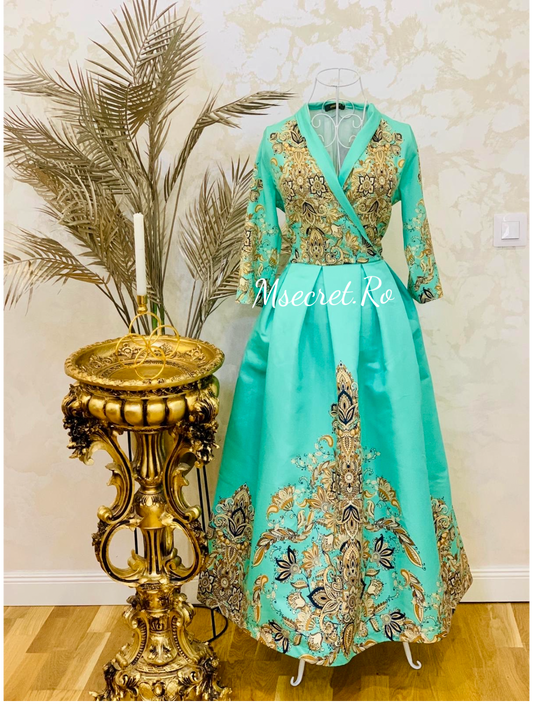 Rochie menta midi cu model brodat