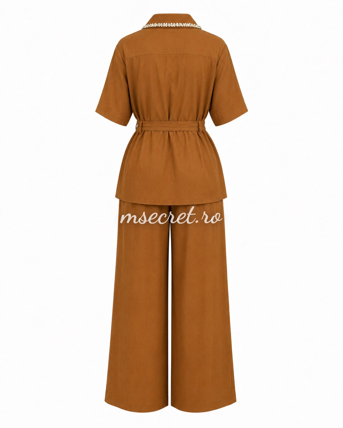 Compleu maro din in cu pantaloni lungi si camasa