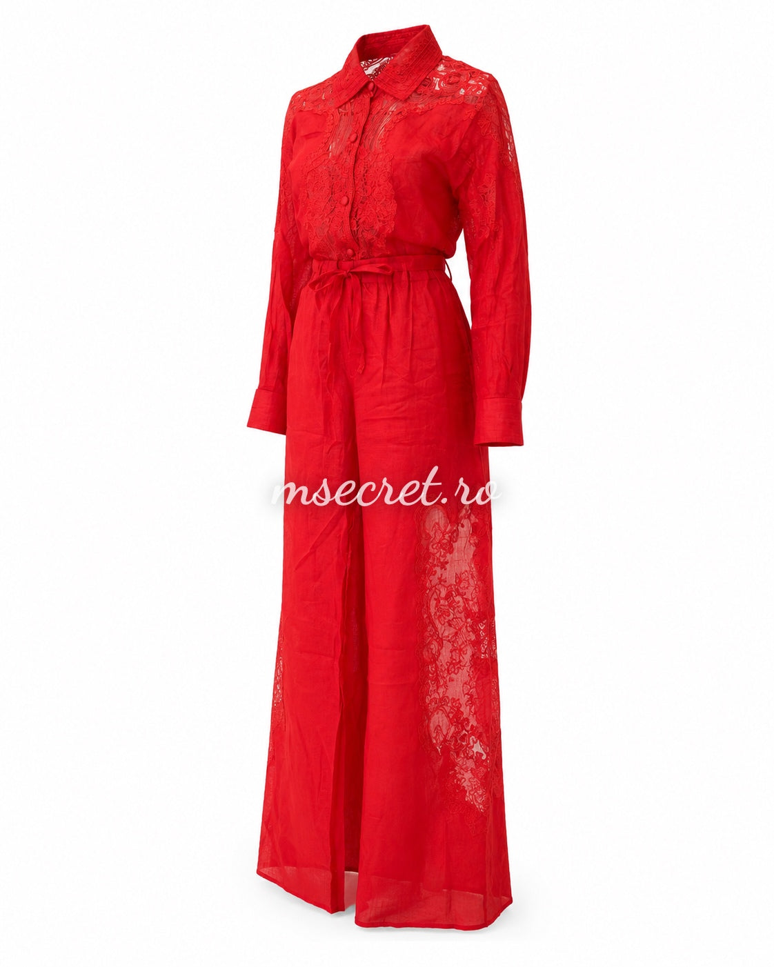 Compleu elegant rosu din in cu broderie florală – camasa vaporoasă și pantaloni largi