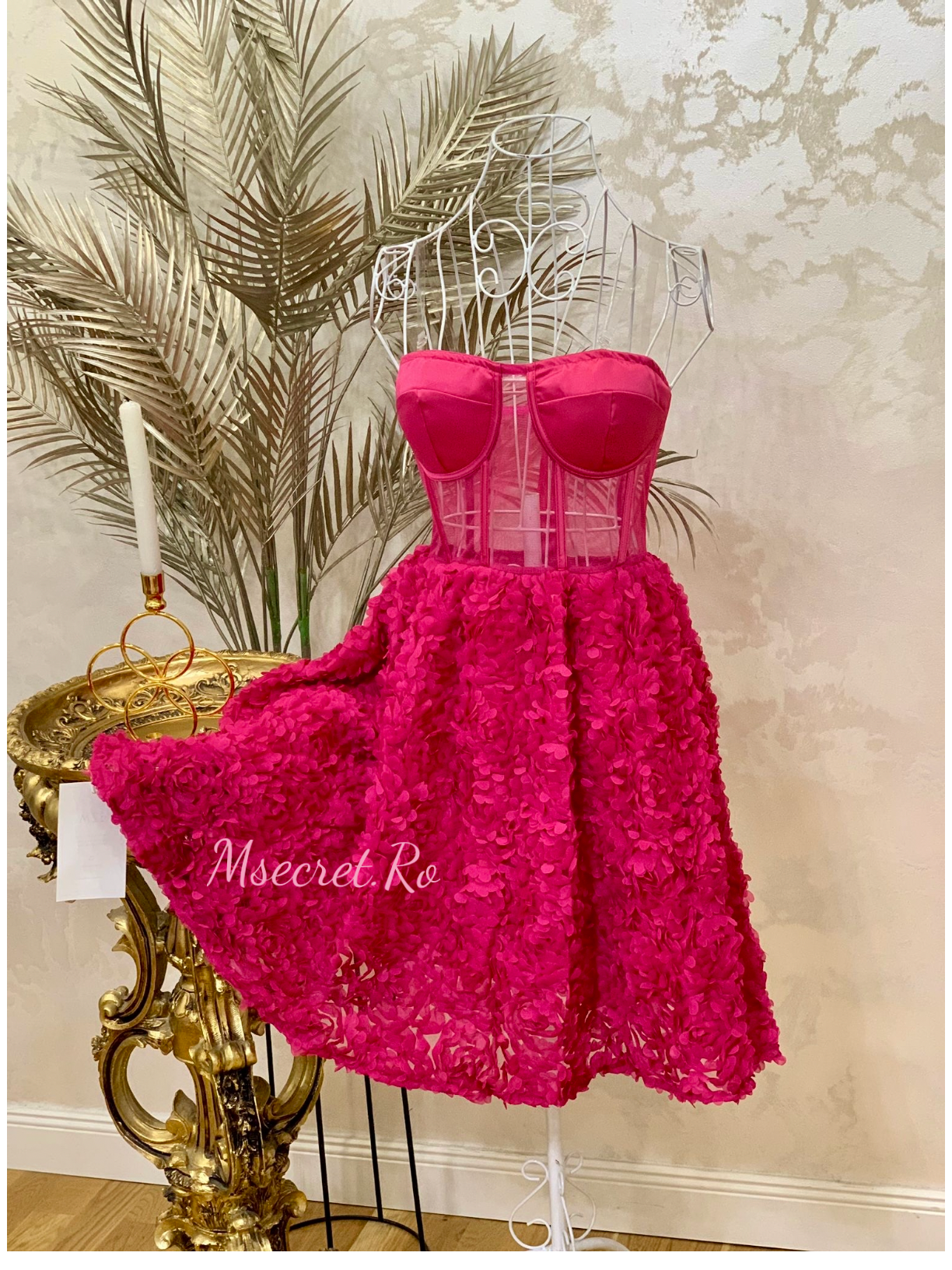 Rochie midi roz cu flori