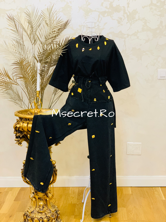 Pantaloni cu modele aurii si talie elastica