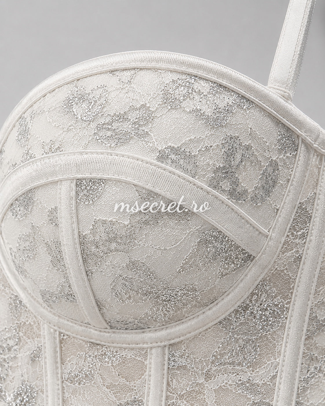 Top corset alb cu bretele si sclipici argintiu