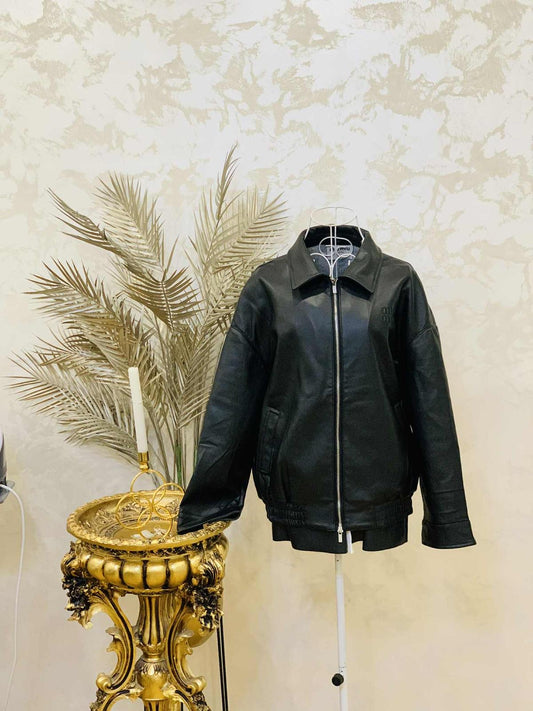 Compleu negru din piele