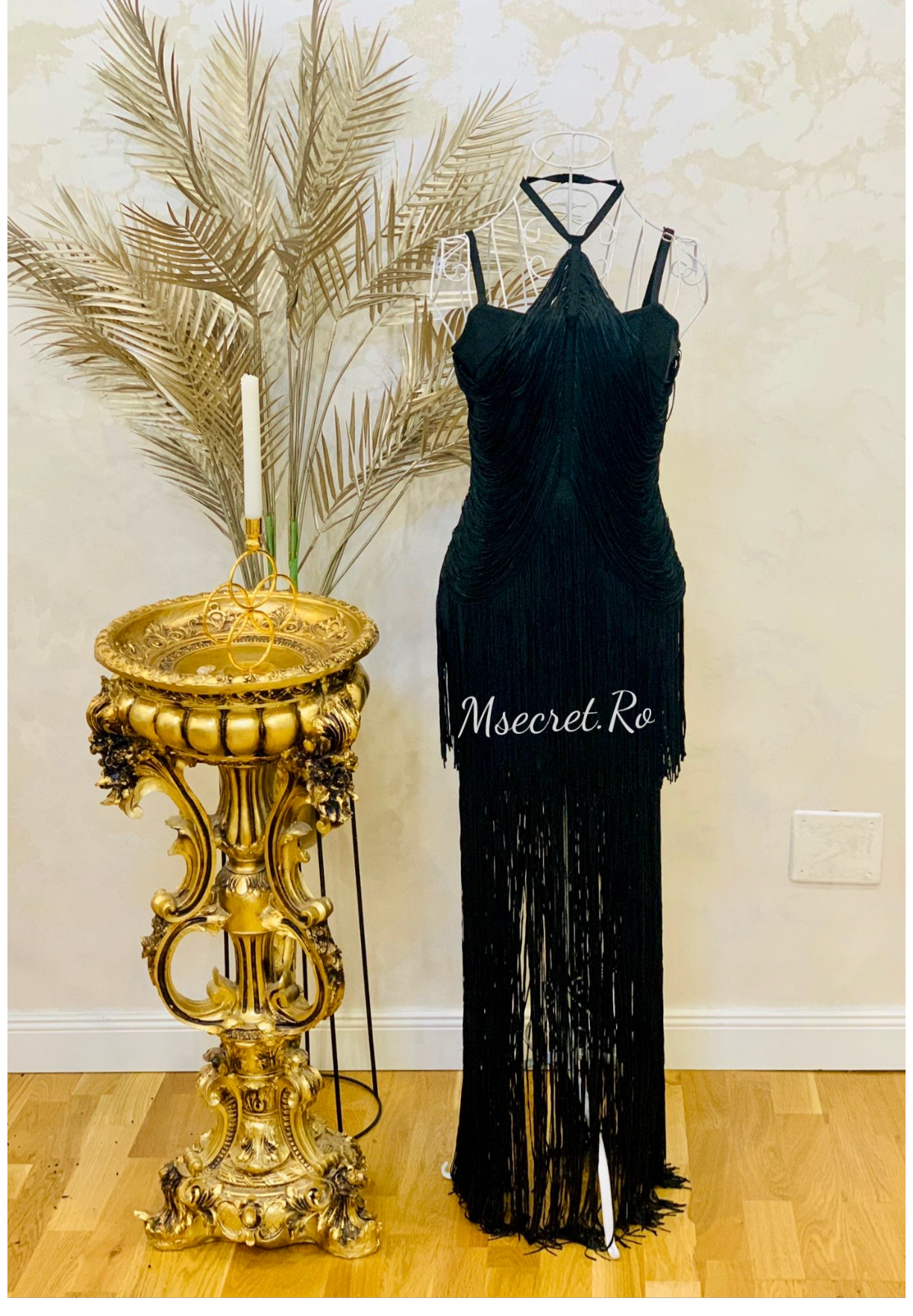 Rochie neagra cu franjuri