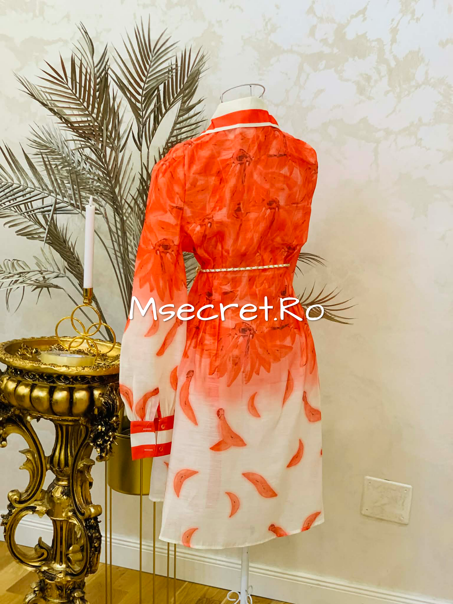 Red linen dress with sleeves