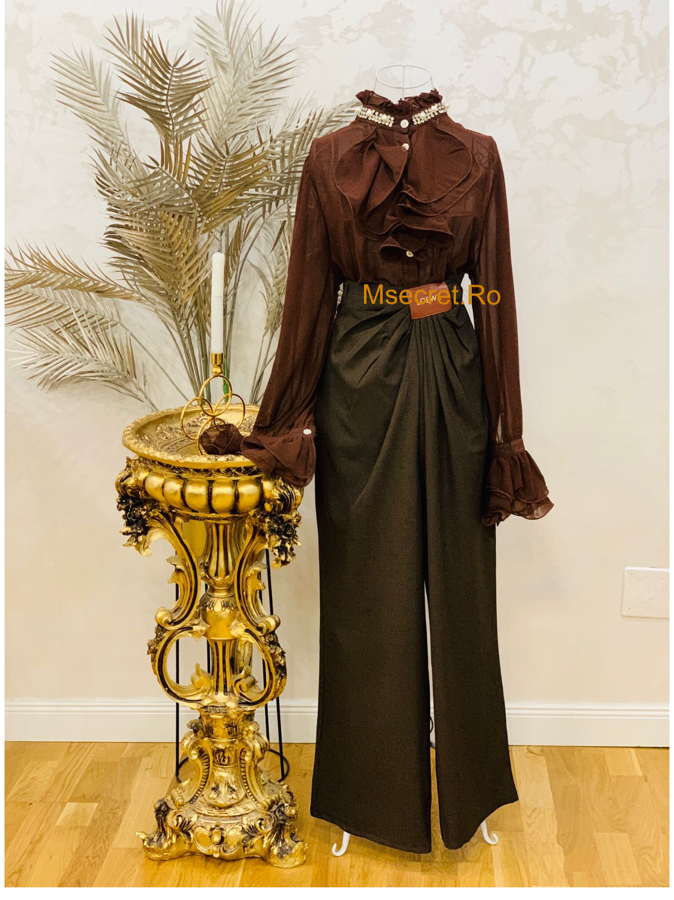 Pantaloni maro moderni