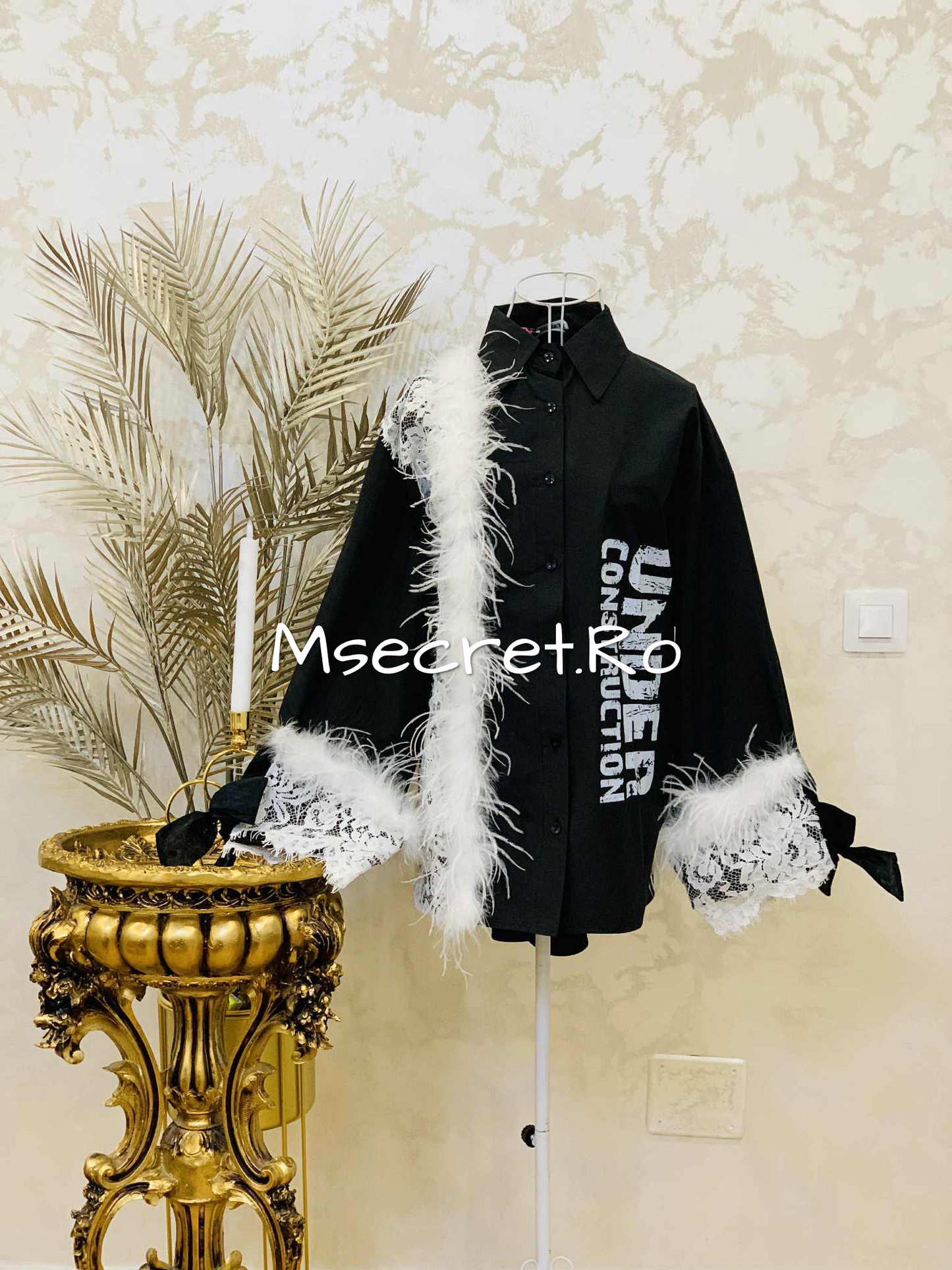 Black cotton shirt with feathers